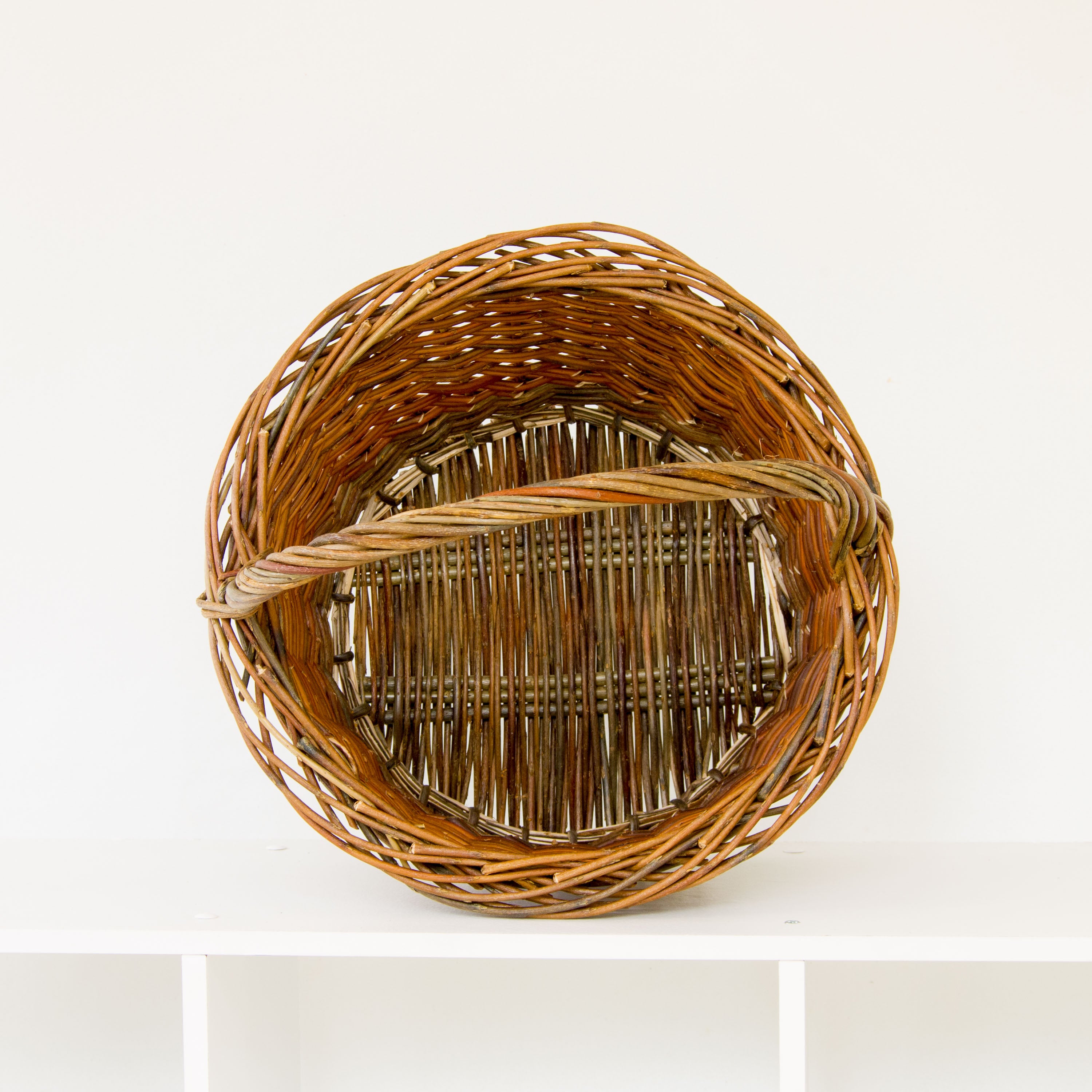 Round Shopper Willow Basket