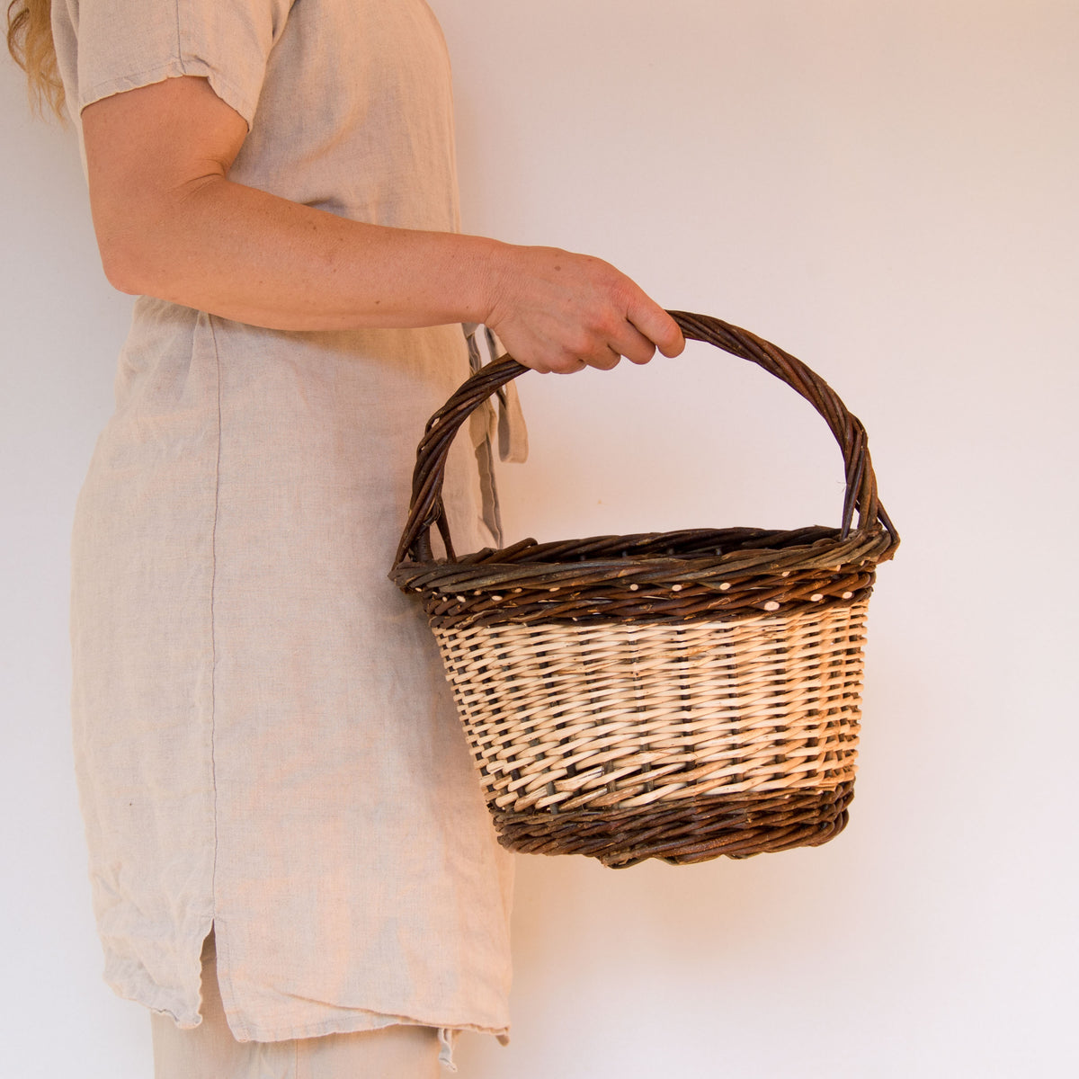 Round Shopper Willow Basket #4