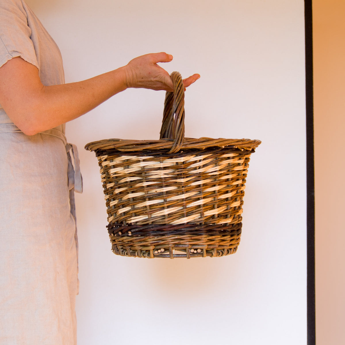 Round Shopper Willow Basket #3