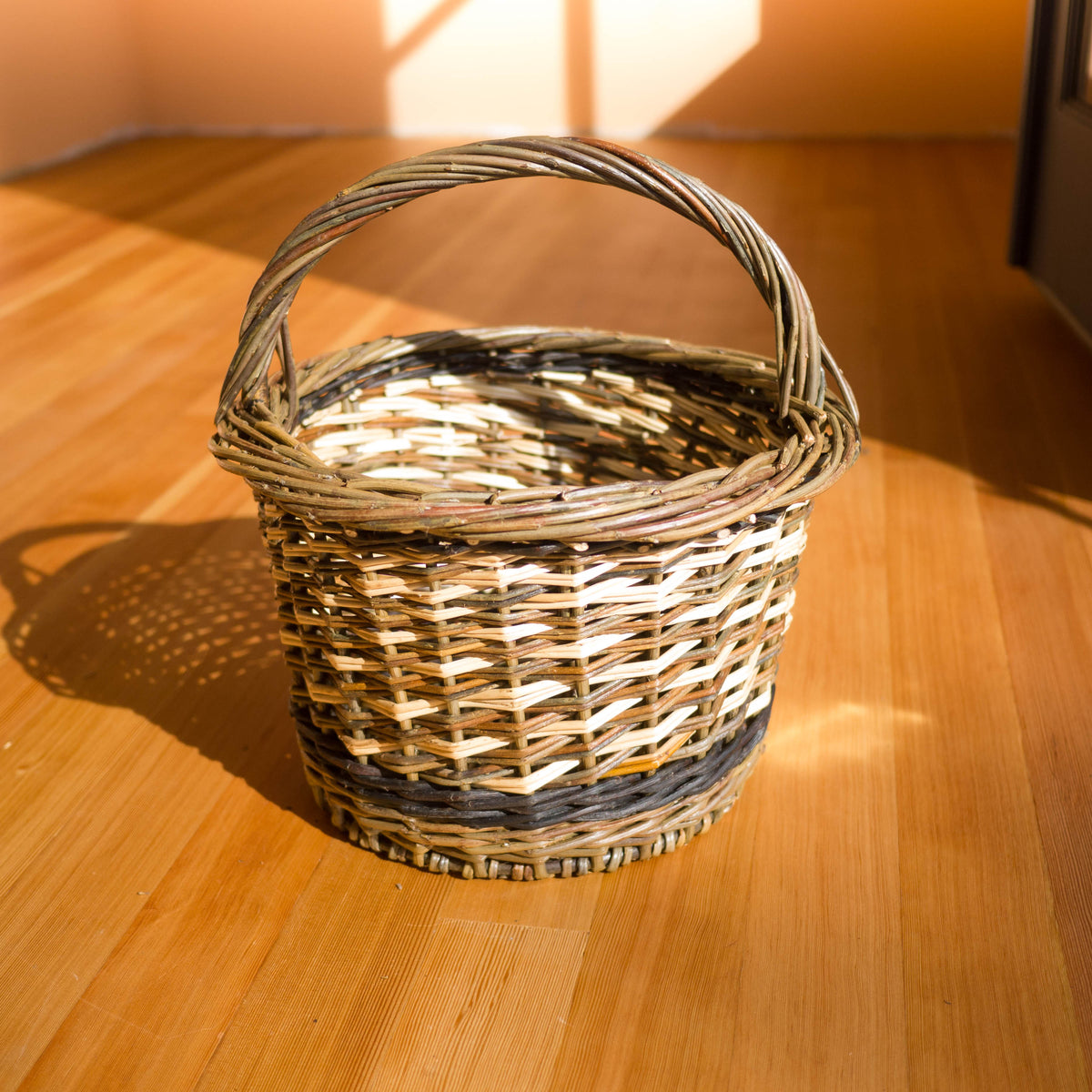 Round Shopper Willow Basket #3
