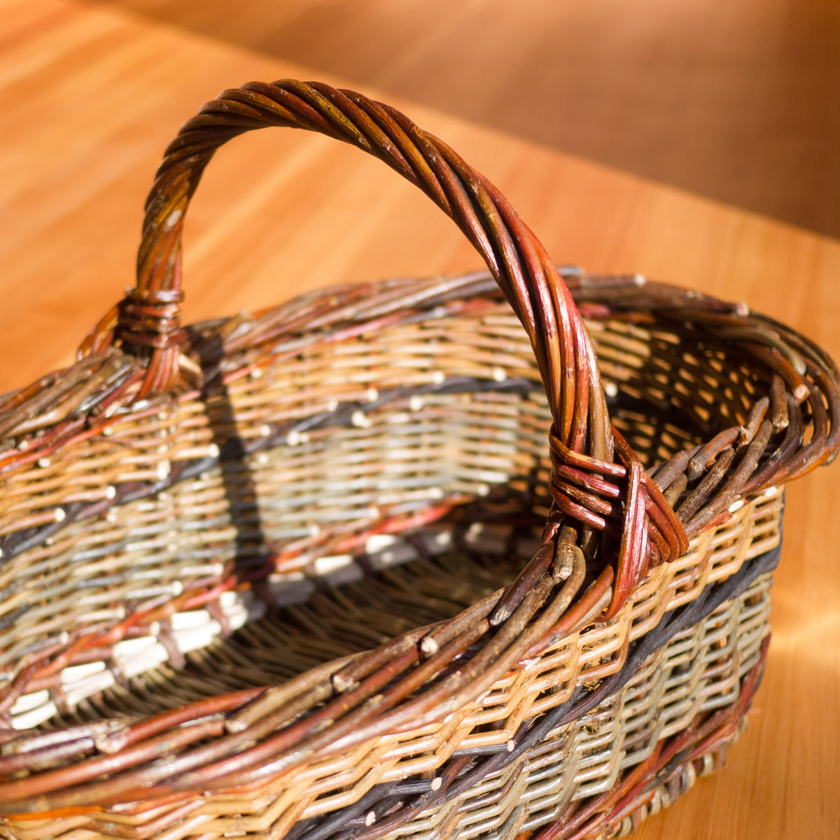 Large Oval Shopper Willow Basket