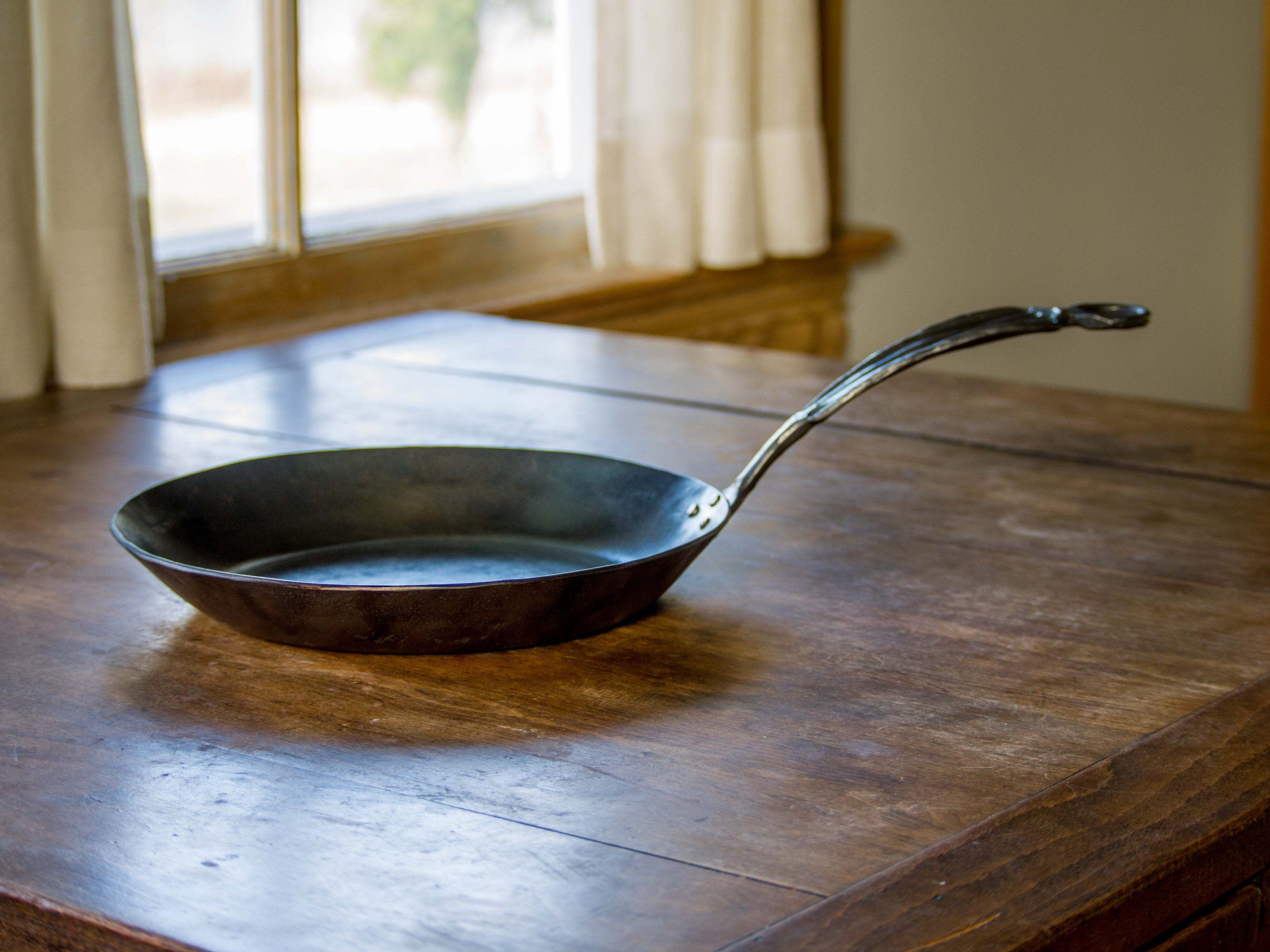 C-01A Hand forged frying pan with an oak handle - big 