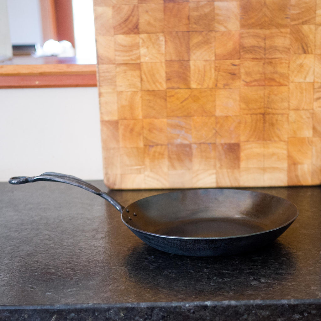 Carbon Steel Chef's Pan with Lid - Hand Forged, Carbon Steel