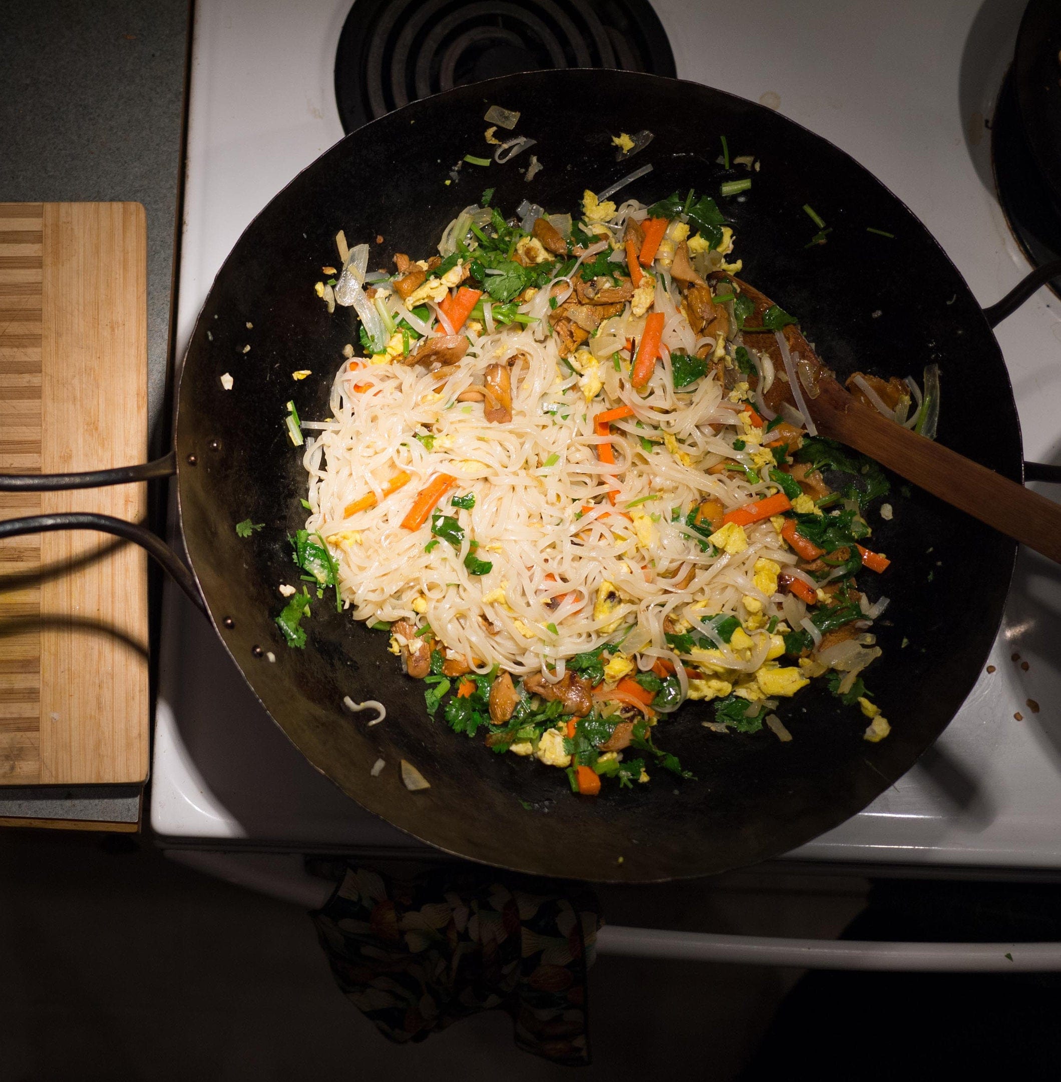 newquistforge Woks and Pans Hand Hammered Wok • Metal handle stays cool while cooking!